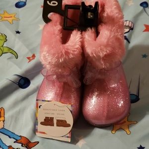 Girl infant boots